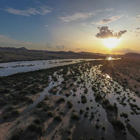 Sandfontein Lodge&Nature Reserve Exterior foto